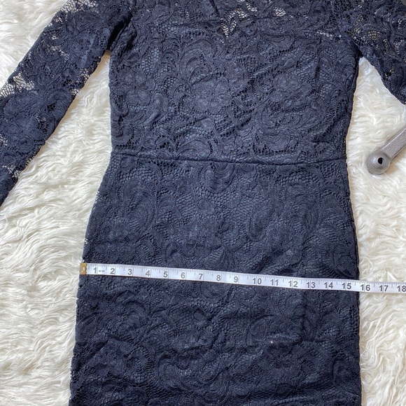 Ambiance black lace medium dress - Picture 13 of 13